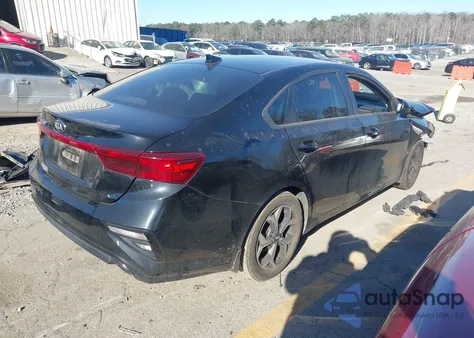 2021 Kia Forte Lxs из США, поврежденный, VIN 3KPF24AD1ME333074